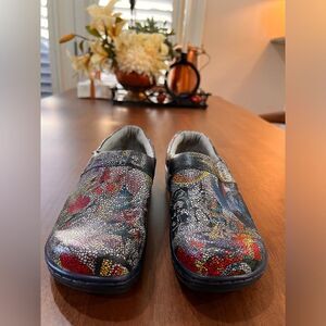 Klogs Women's Mission Mule. Workwear nurse chef comfy Fun Colors Sz 7.5 EUC